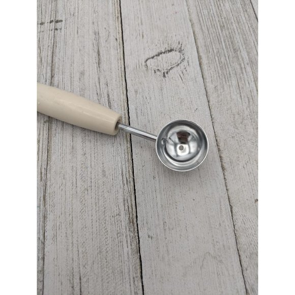 Ekco Multipurpose Food Garnishing Tool 7 3/4" Almond Handle Melon Chocolate - Picture 7 of 7